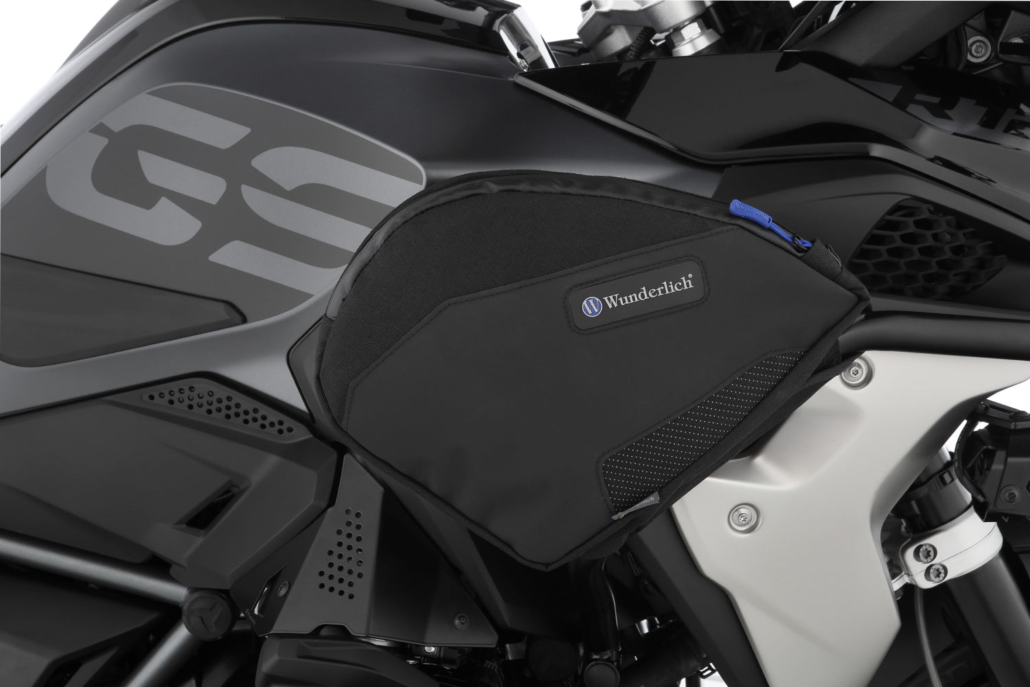 Our water-resistant protection bar bags are ideal for everything you'd like to have ready to hand while on the move
