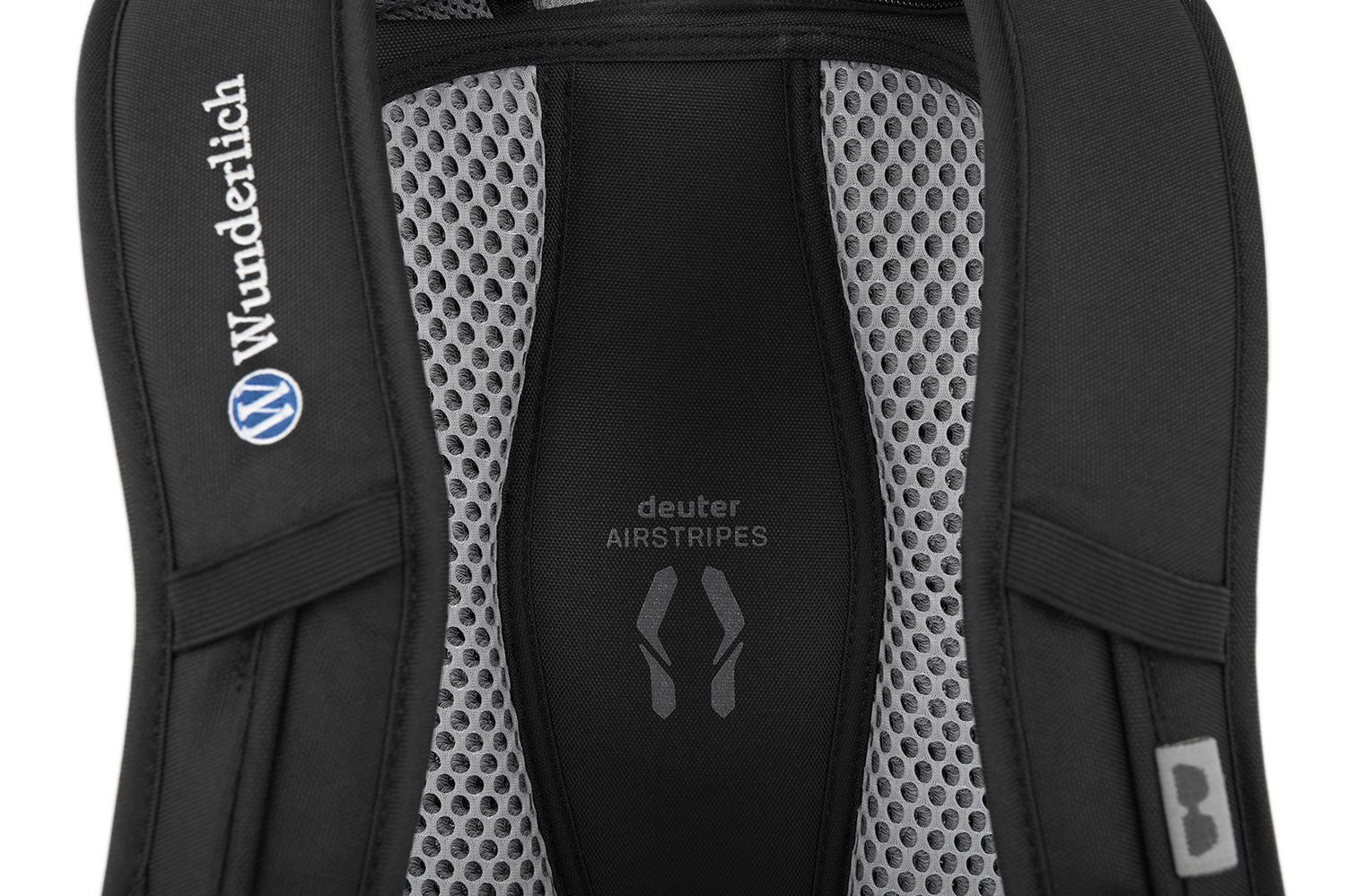 When developing the MOTO PACK, we combined our expertise with that of Deuter's backpack specialists