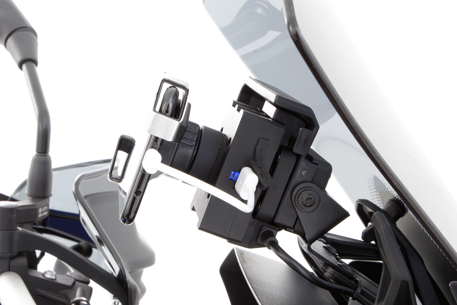 Our thoroughly practical USB charging box  fits all BMWs with the factory-side BMW navigation preparation (Navigator V,  VI).