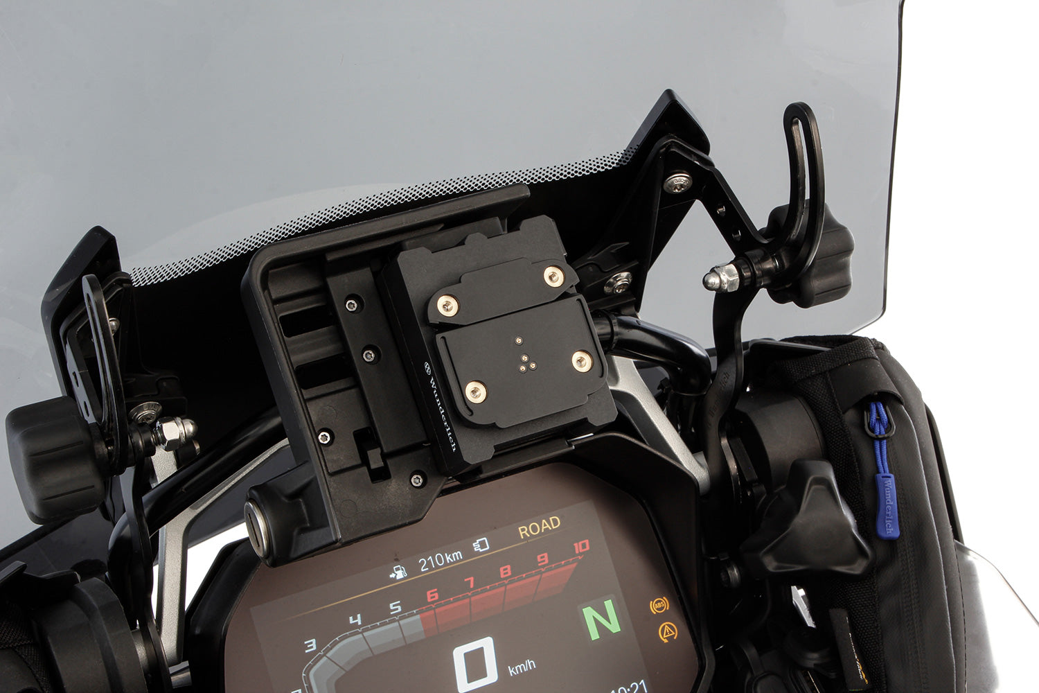 For secure, theft-proof mounting of navigation devices