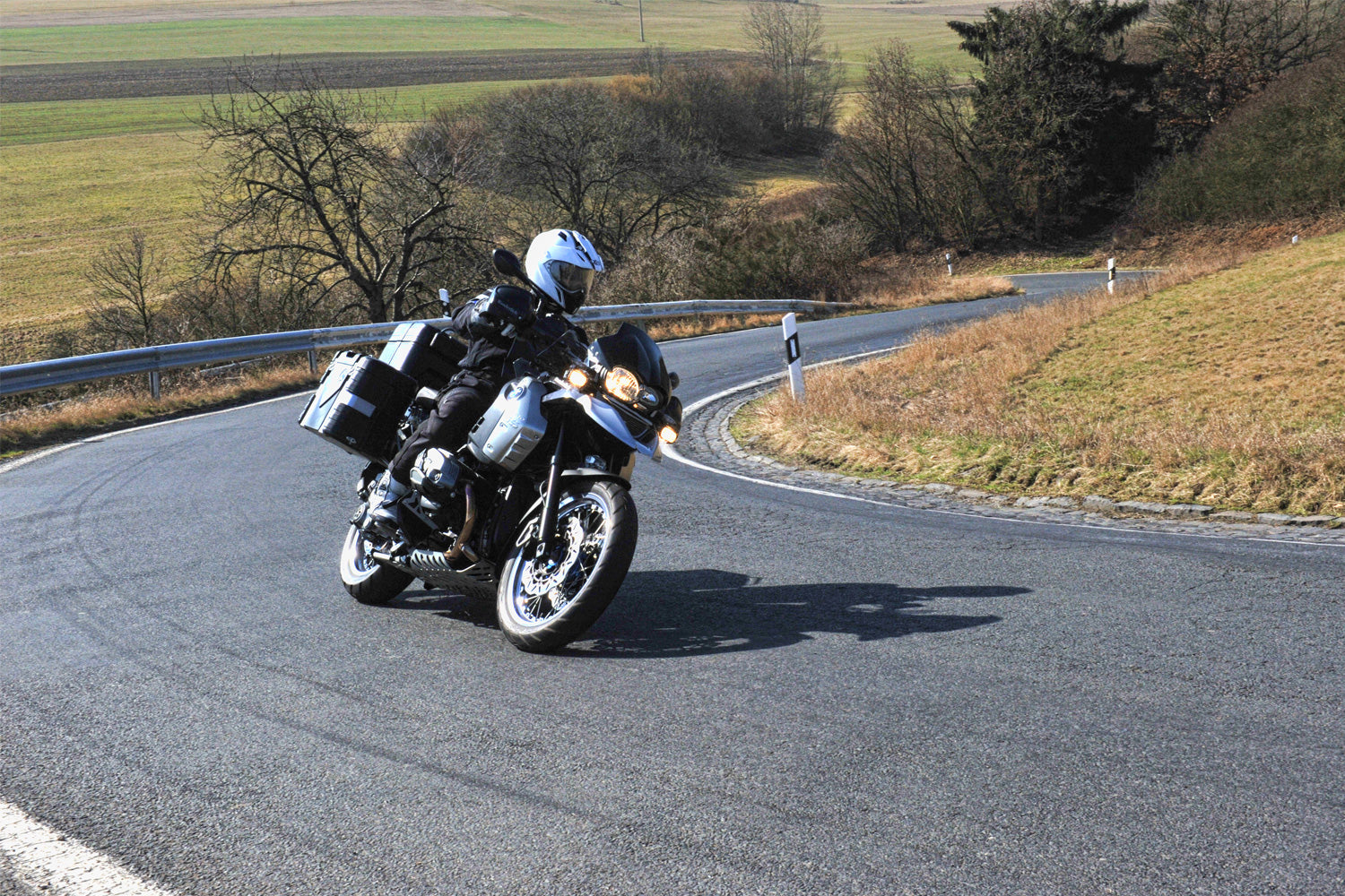 We have created a groundbreaking new design concept.The Flowjet simply replace the original windshield and remains the adjustable in height.