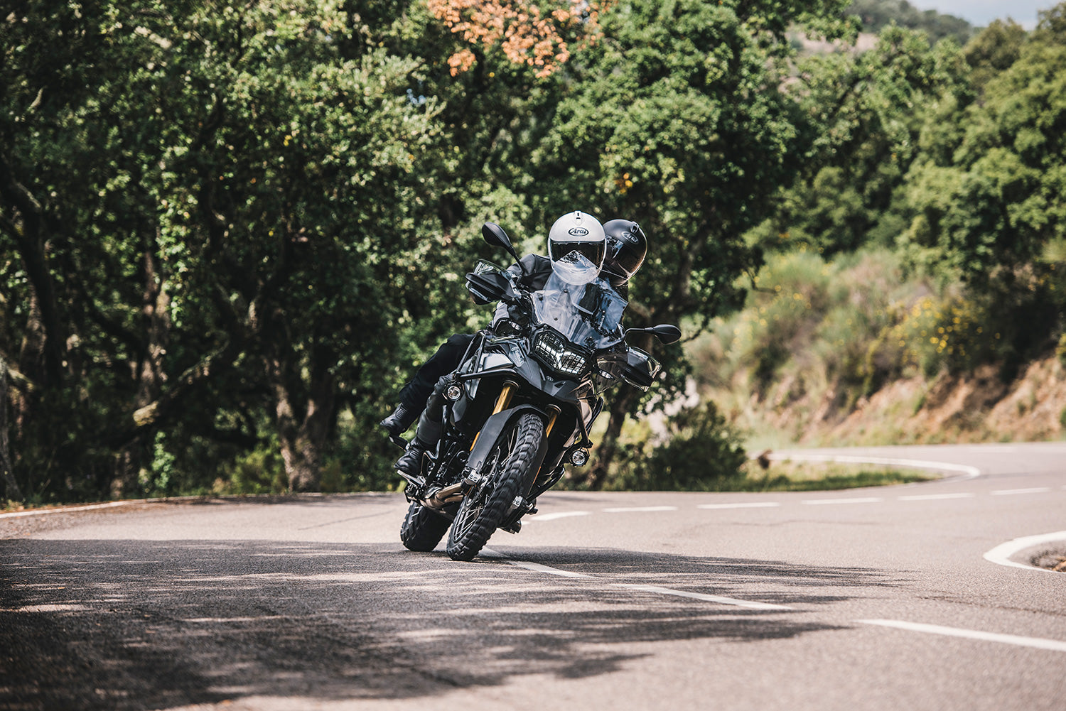 Wunderlich wradiator protection for the BMW F 750|850 GS. Finely meshed stainless steel grilles protect the cooler from dirt and damag
