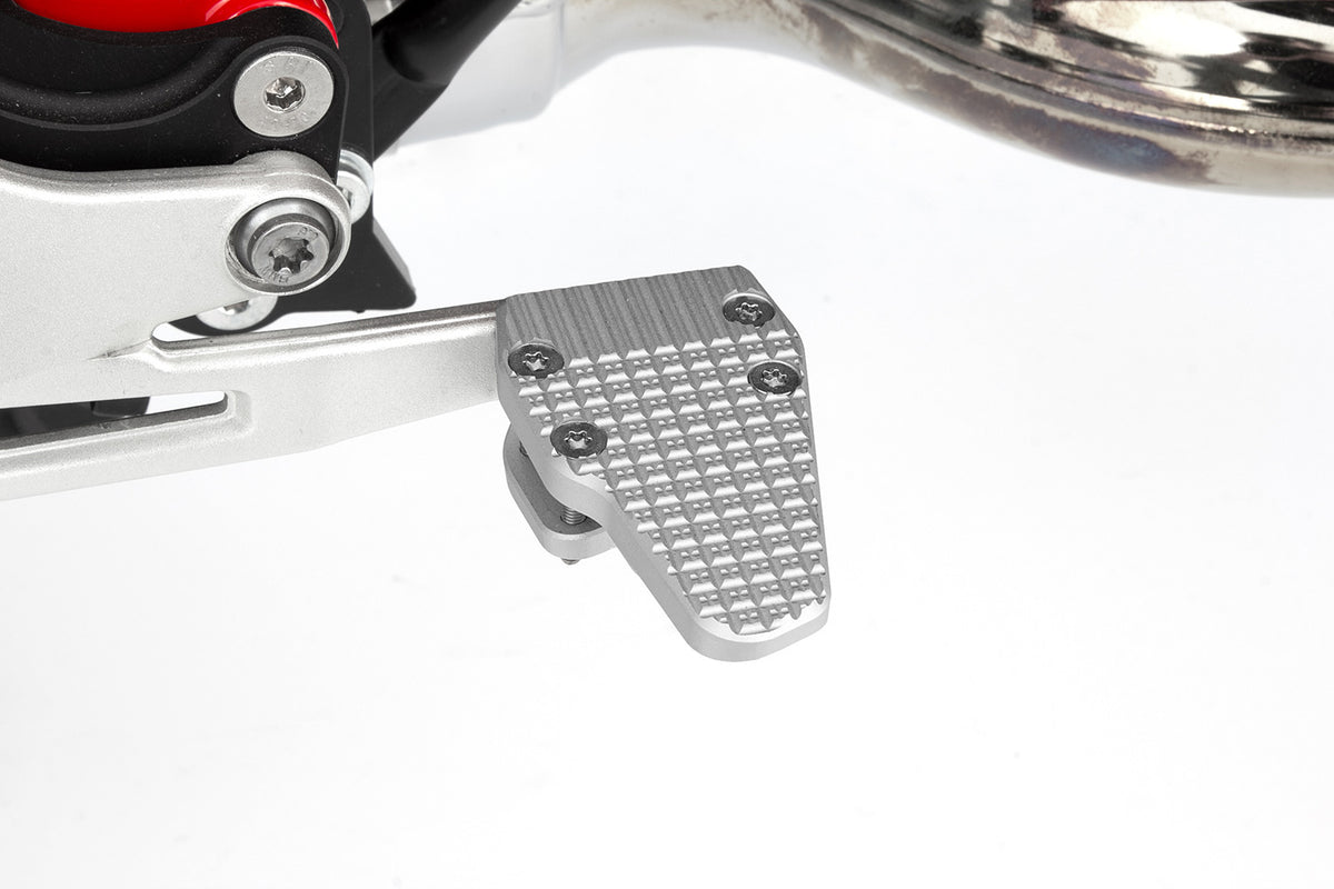The enlarger improves ergonomics and comfort and thus increases passive safety.