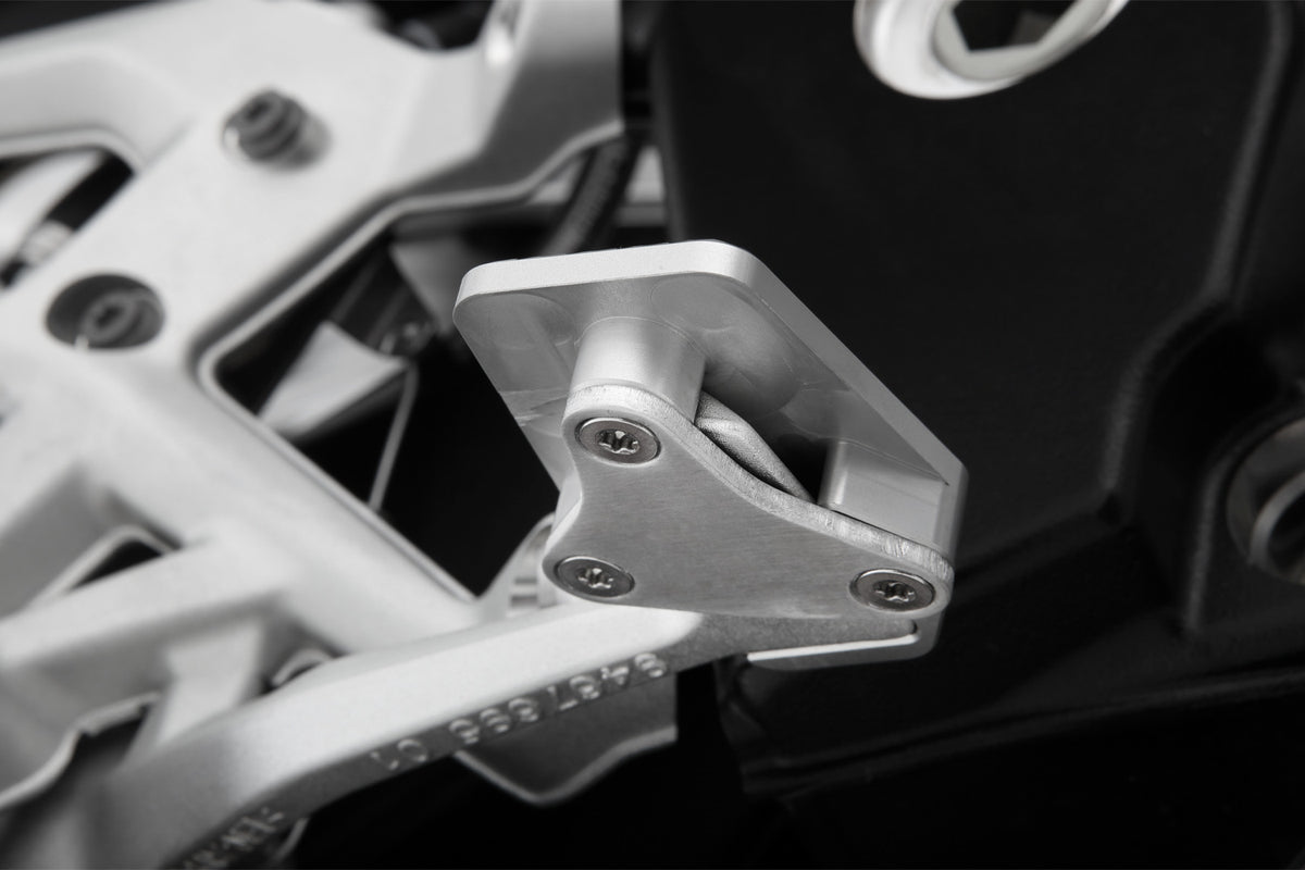 The enlarger improves ergonomics and comfort and thus increases passive safety.