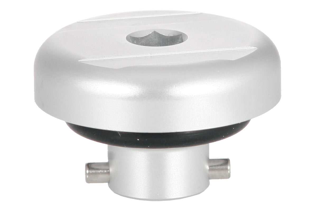 This Wunderlich safety oil plug replaces the original plastic oil filler plug. A good alternative to the “Locking Oil Filler Plug”.