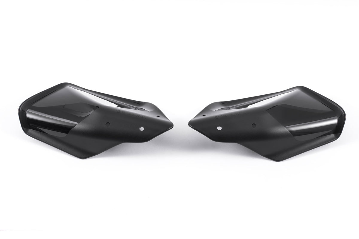 Hand guard “Clear Protect” offers maximum protection from cold, rain, or dirt.