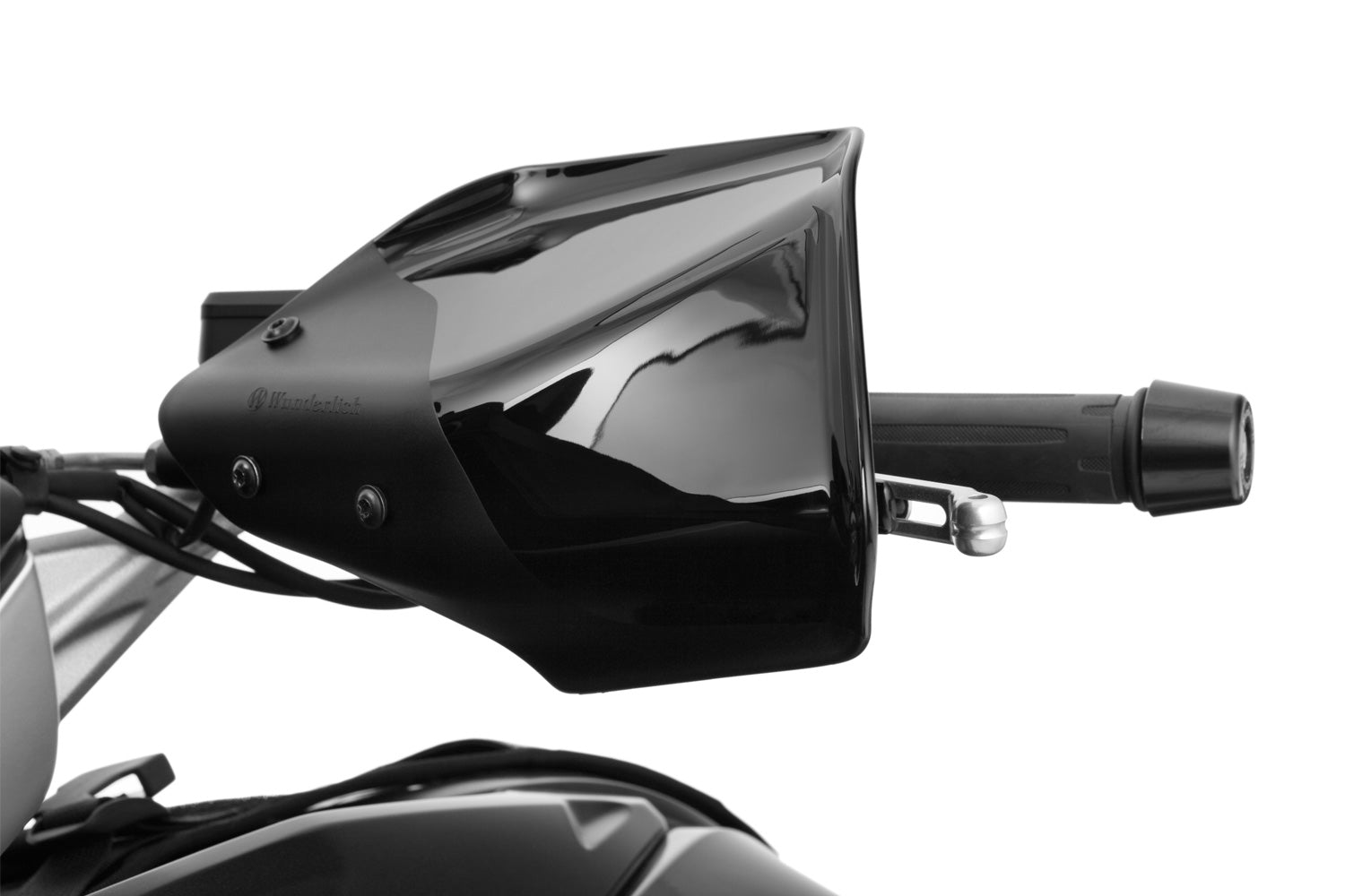 These hand guards offer maximum protection from cold, rain, or dirt.