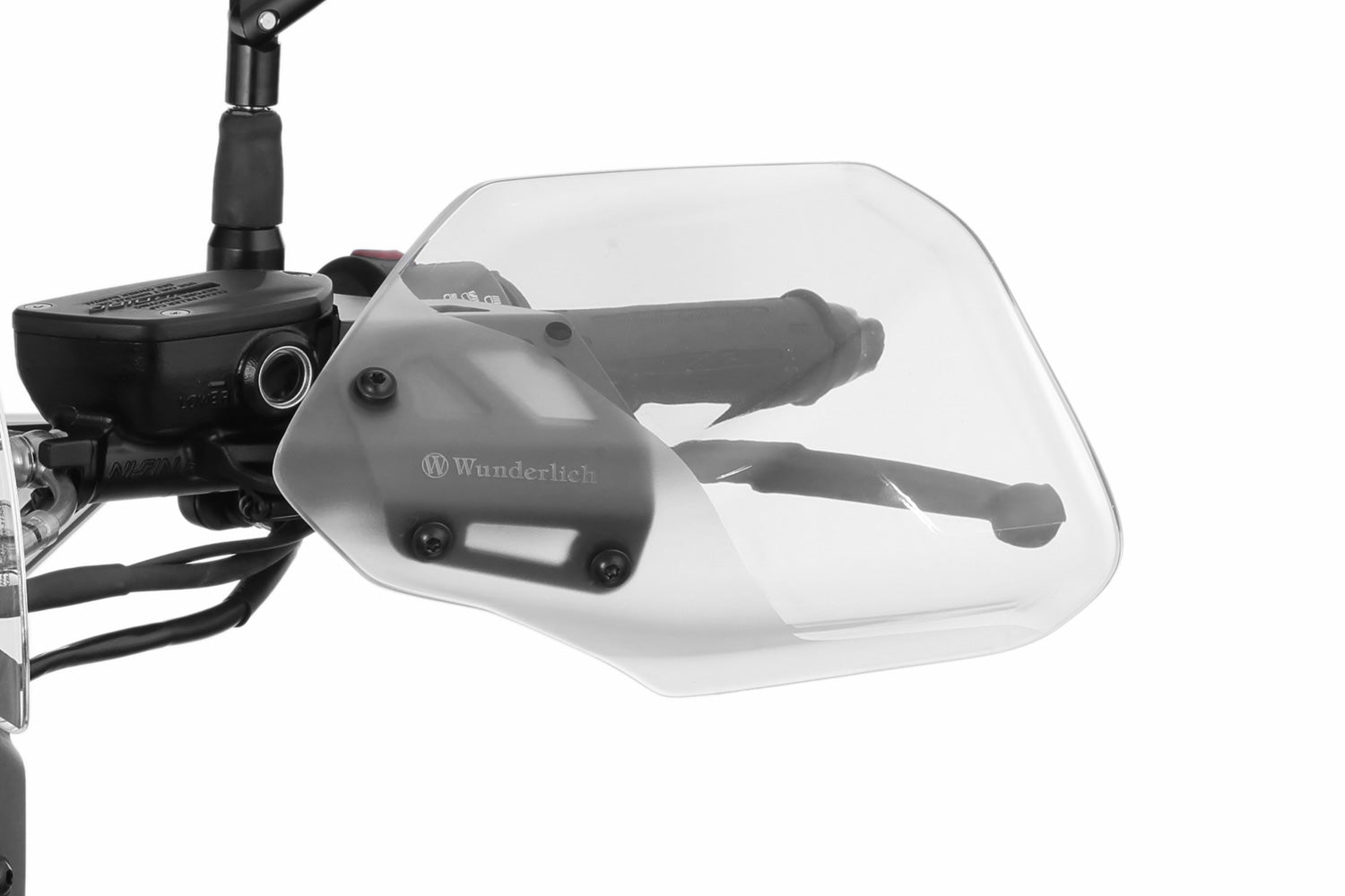 These hand guards offer maximum protection from cold, rain, or dirt.