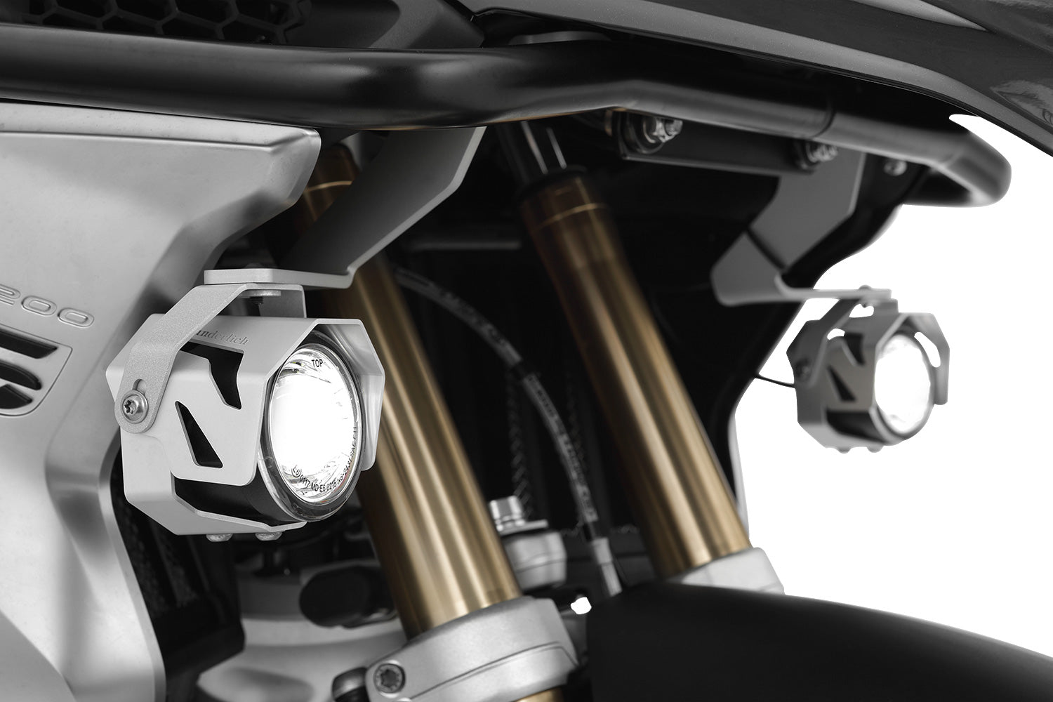 Wunderlich LED additional head light. High luminous, low energy absorption and more active safety!