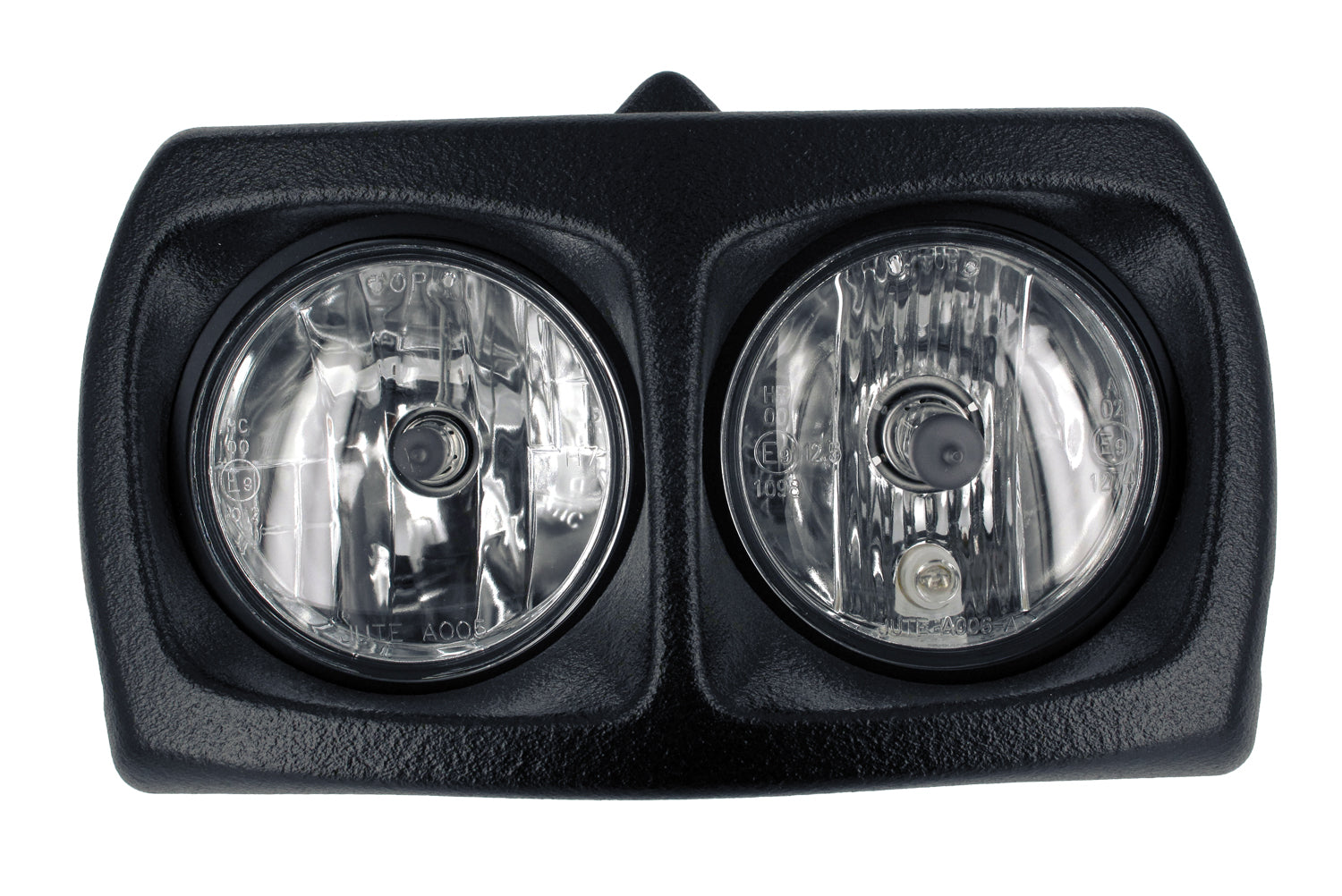 This double headlight for the R 850 | 1150 GS gives a clever transition from the square headlight coverto the deep-set round headlights.