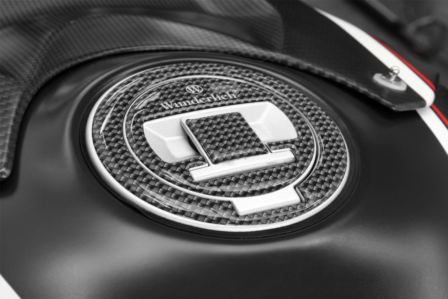 These self adhesive carbon look covers fit easily onto the BMW motorcycle filler cap and improve the look of your motorcycle.