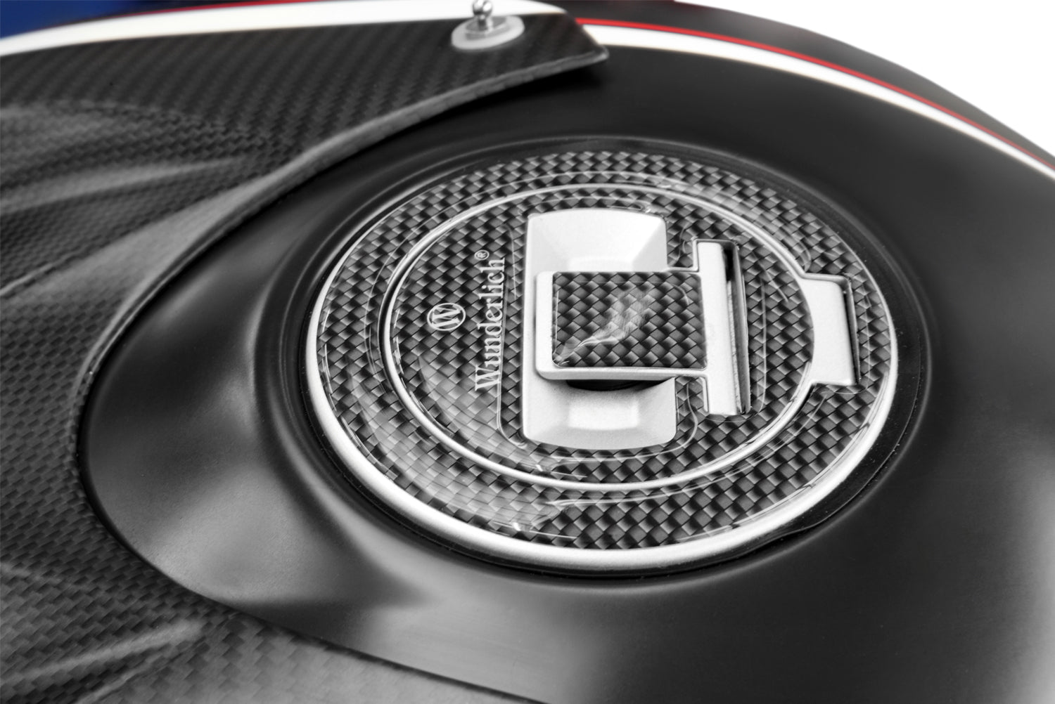 These self adhesive carbon look covers fit easily onto the BMW motorcycle filler cap and improve the look of your motorcycle.