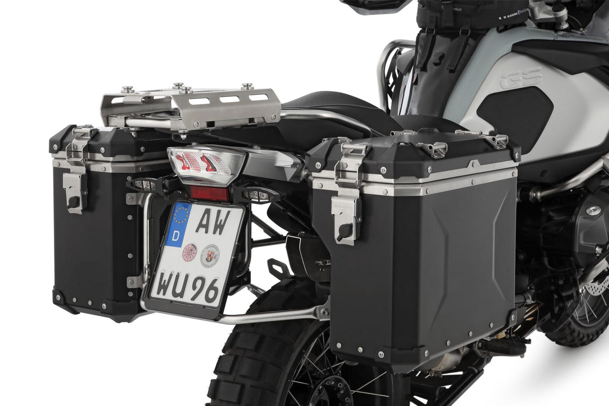 Sturdy, light and stylish aluminium cases add truly special comfort to every rider on any tour.