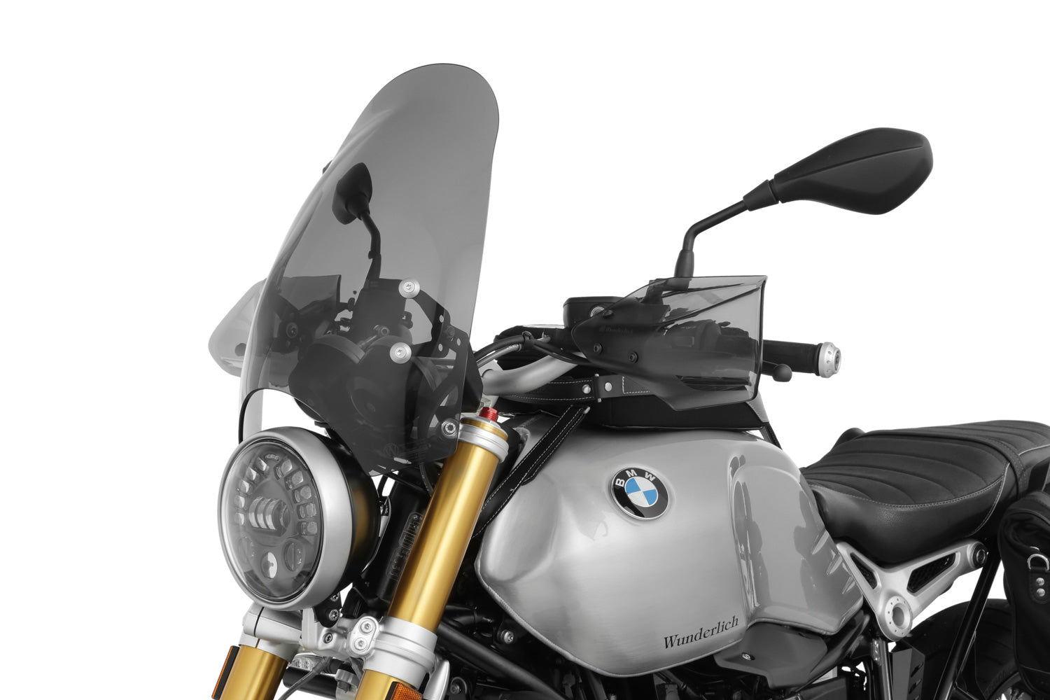 Our designer Nicolas Petit draw a windshield, exclusively for the R nineT, connecting „old-school“ elements with modern aerodynamic