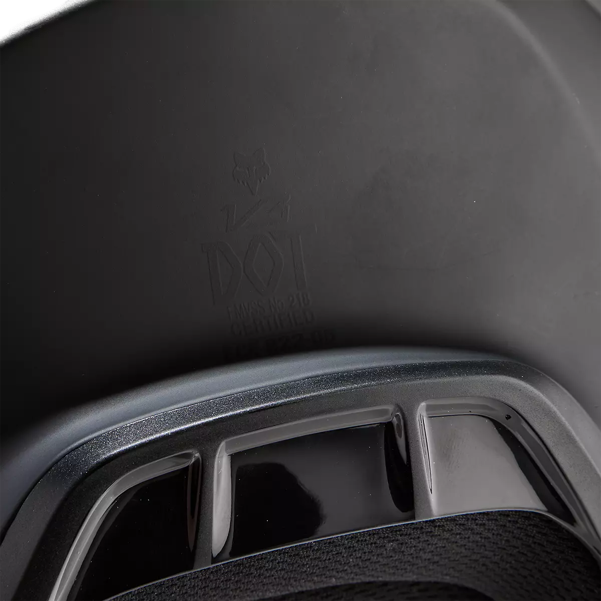 Fox Racing - V3 Solid Helmet Youth-Matte Black (31439-255)
