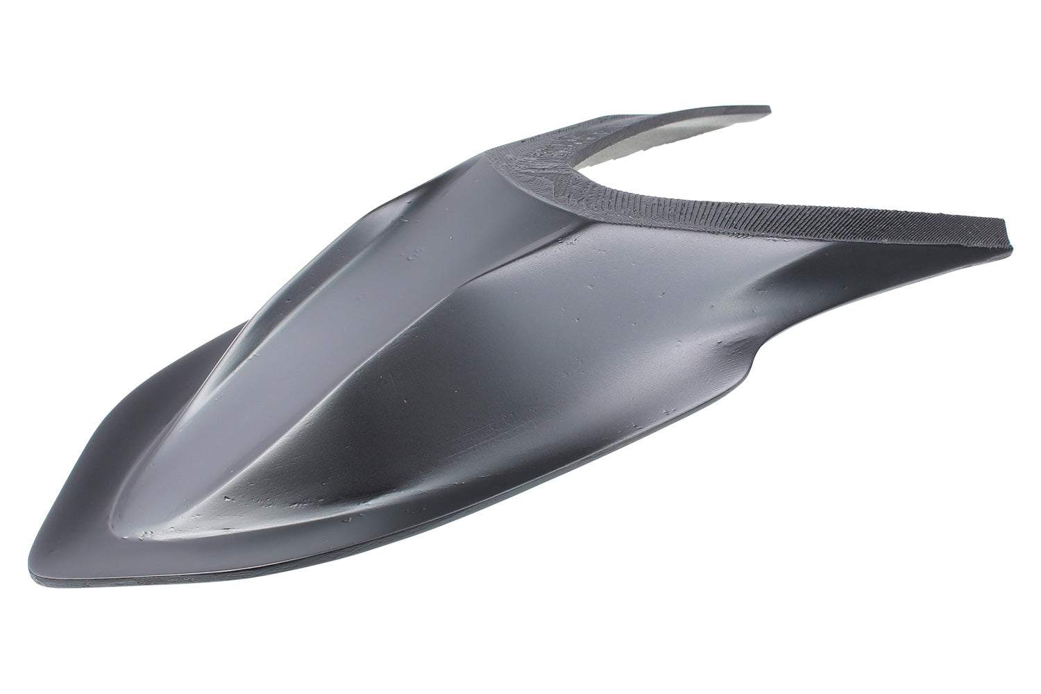 This mudguard extension is thermoformed from ABS material and offer the K1600GT an additional protection from dirt and mud.