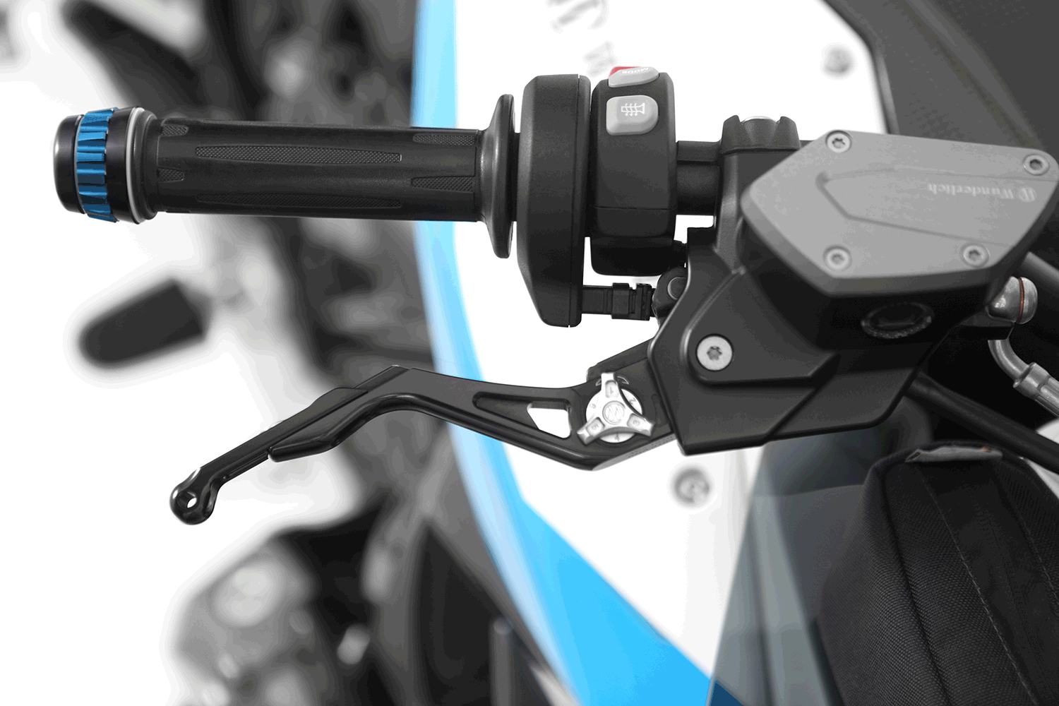 Brake | clutch levers VarioLever with adjustable lever length and reach. The lever length can be changed to suit your personal requirements