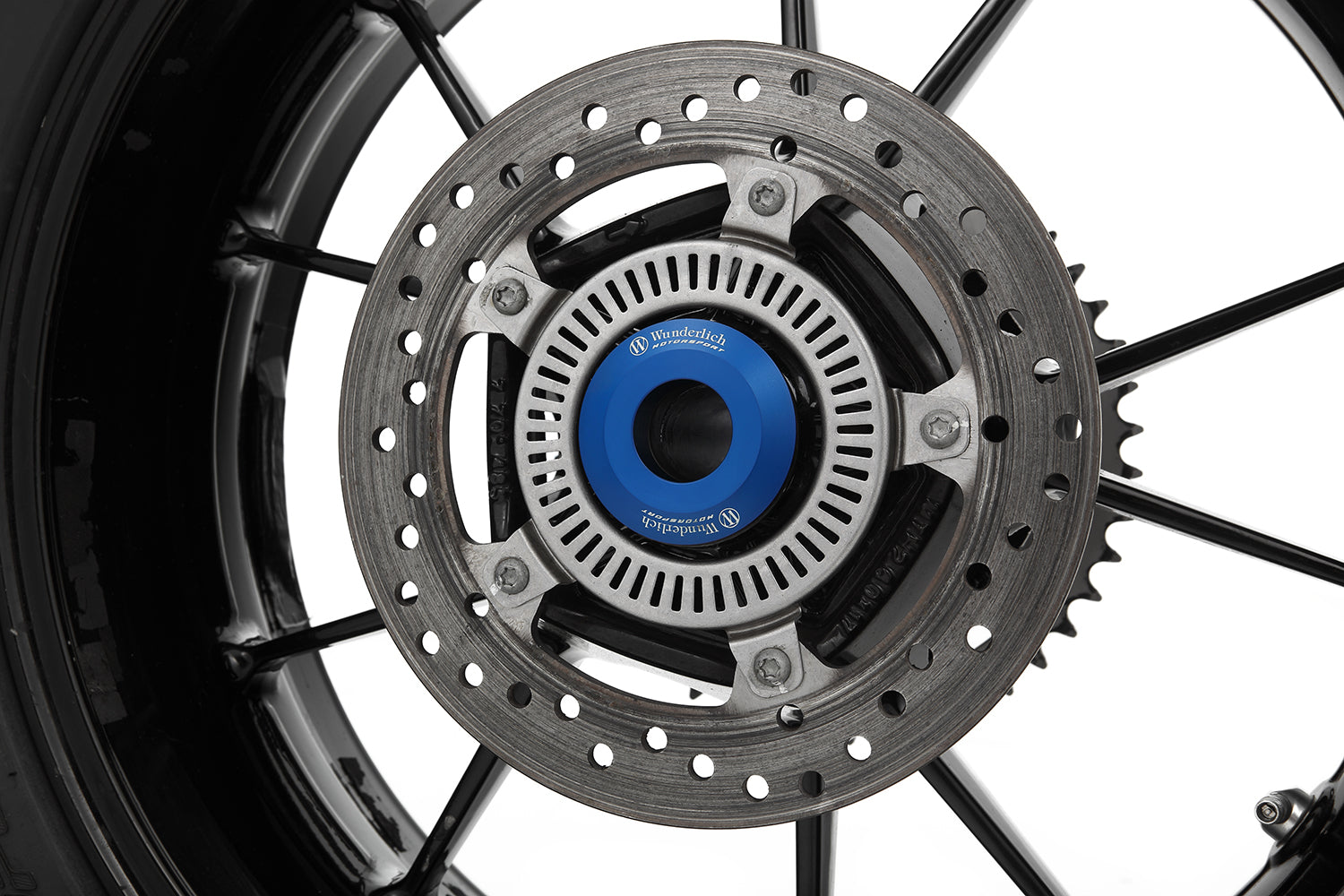 The wheel spacing sleeves we have developed are used in place of the series standard sleeves and form-fitted in the simmer ring.............