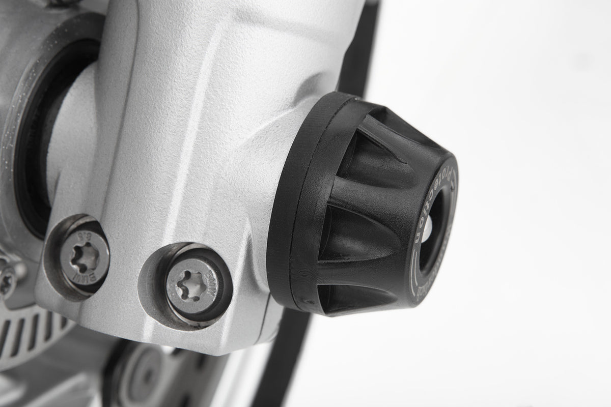 Keeps the forks a safe distance from the asphalt and helps prevent serious damage.