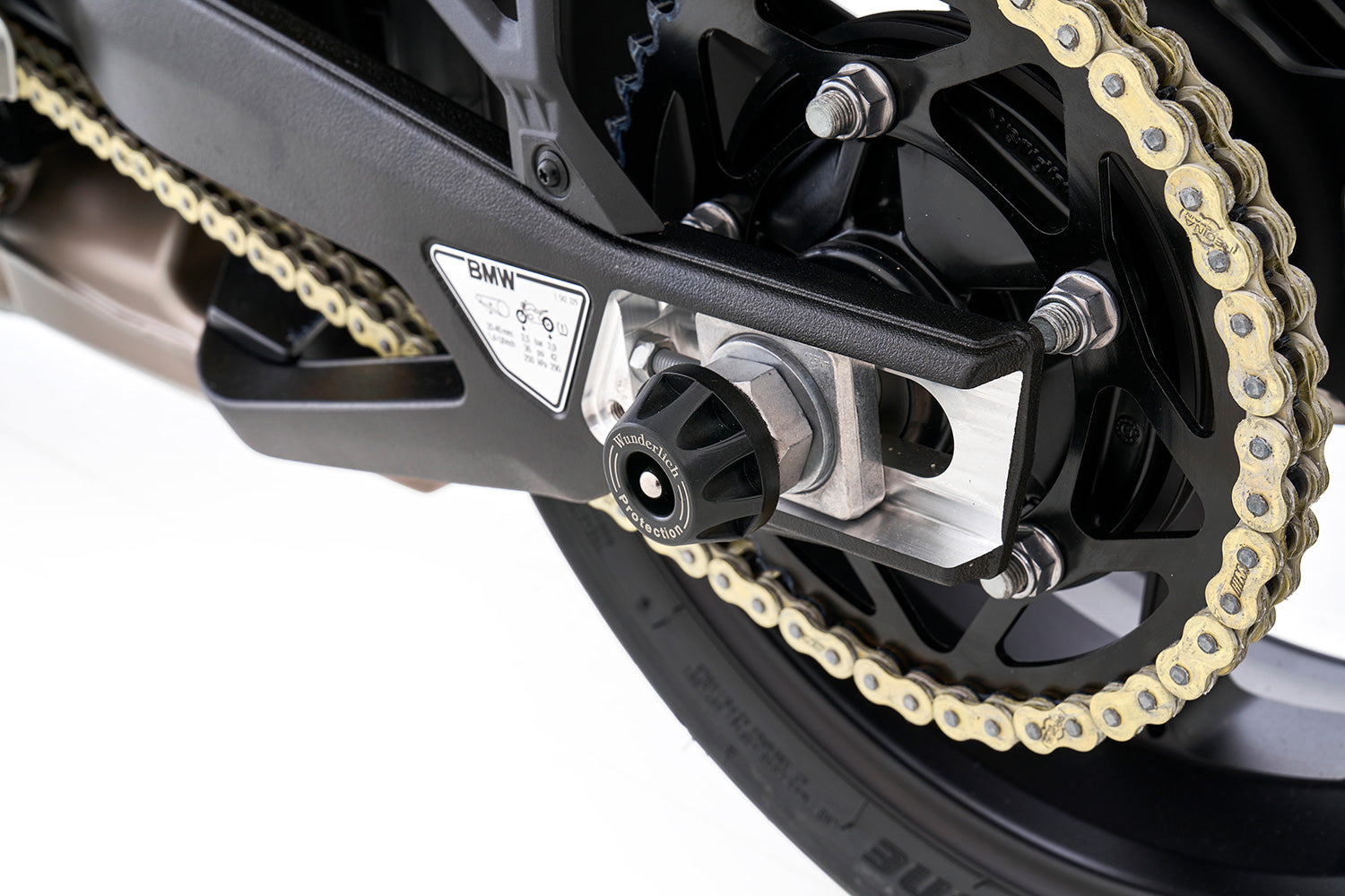 The protectors effectively keep the road away from the motorcycle and significantly reduce the possibility of damage to the front.

