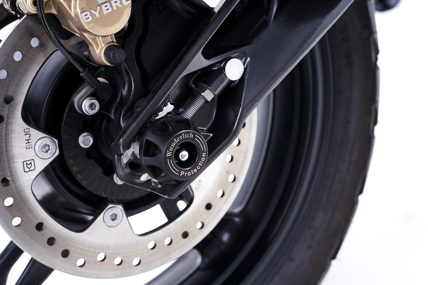 The protectors effectively keep the road away from the motorcycle and significantly reduce the possibility of damage to the front.
