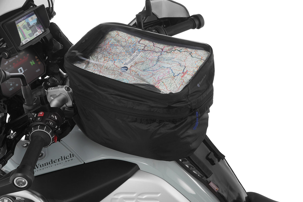 The universal Wunderlich Vario rain cover reliably protects your tank bag and sensitive items inside, even in heavy rain.