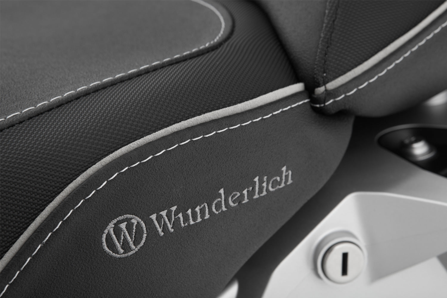 Wunderlich AKTIVKOMFORT rider seat - with seat heating Smart Plug & Play-42726-002