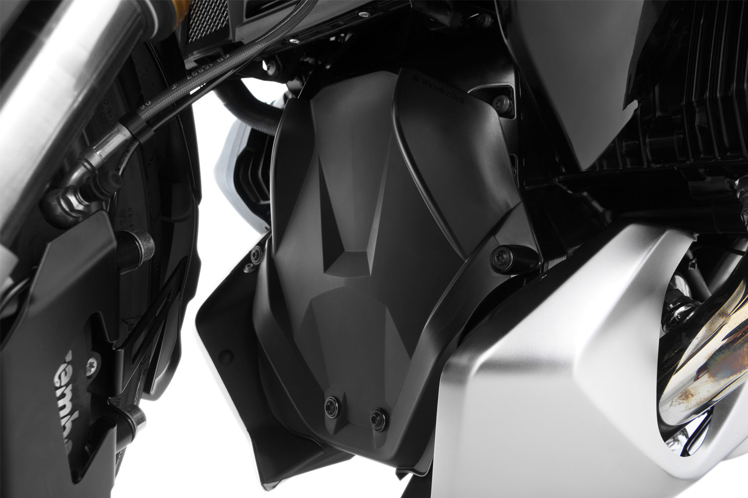 The functional design and constructive integration of our »EXTREME« engine protection protects the engine and the manifold