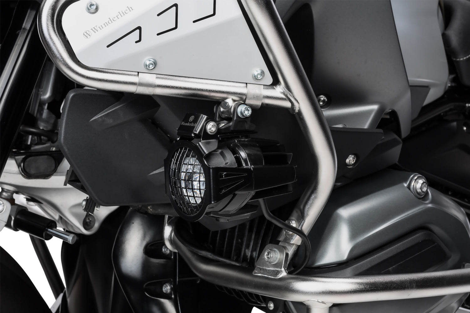 Wunderlich auxiliary light protection grille for BMW R 1200 GS LC  protects even from violent impacts.