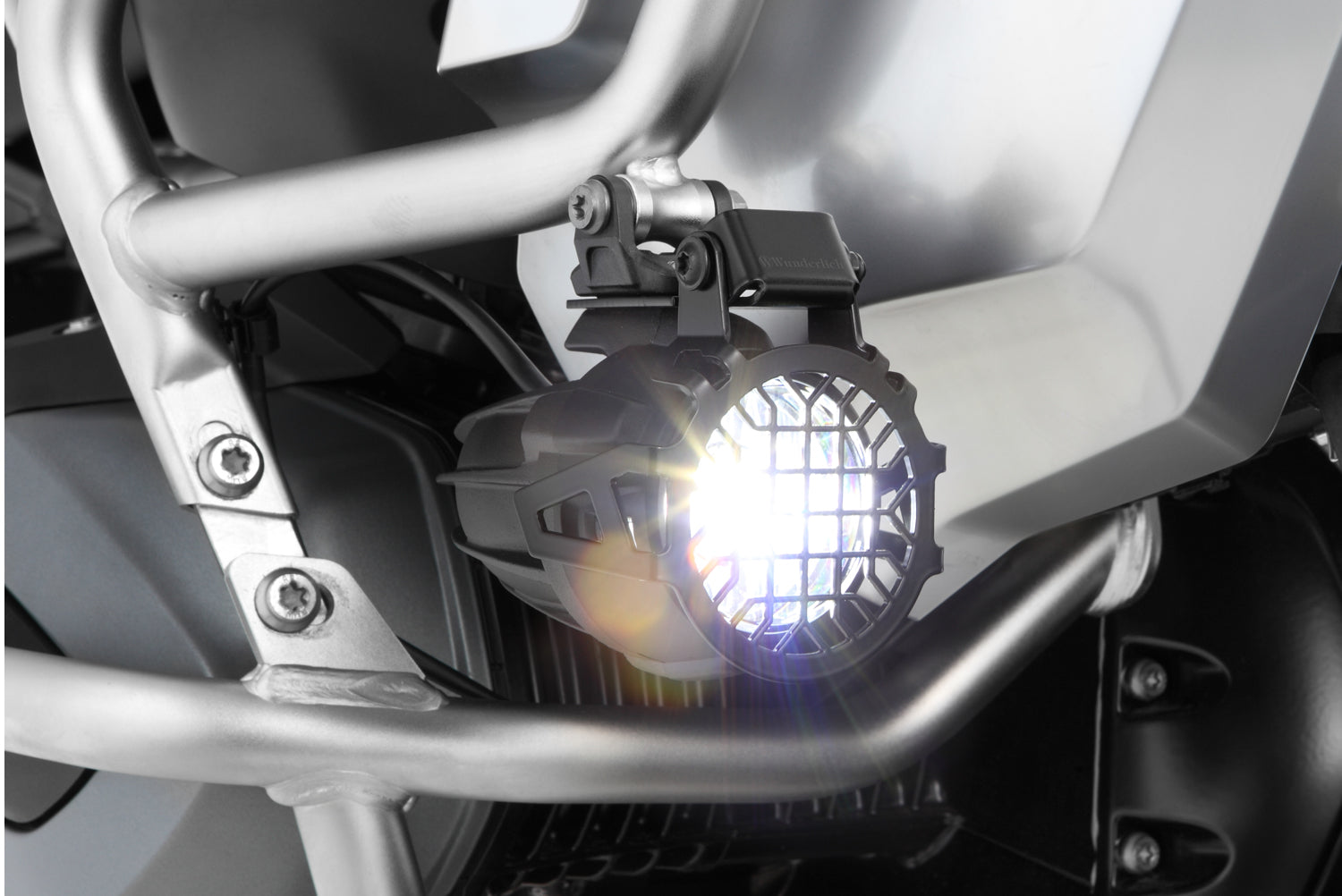 Wunderlich auxiliary light protection grille for BMW R 1200 GS LC  protects even from violent impacts.