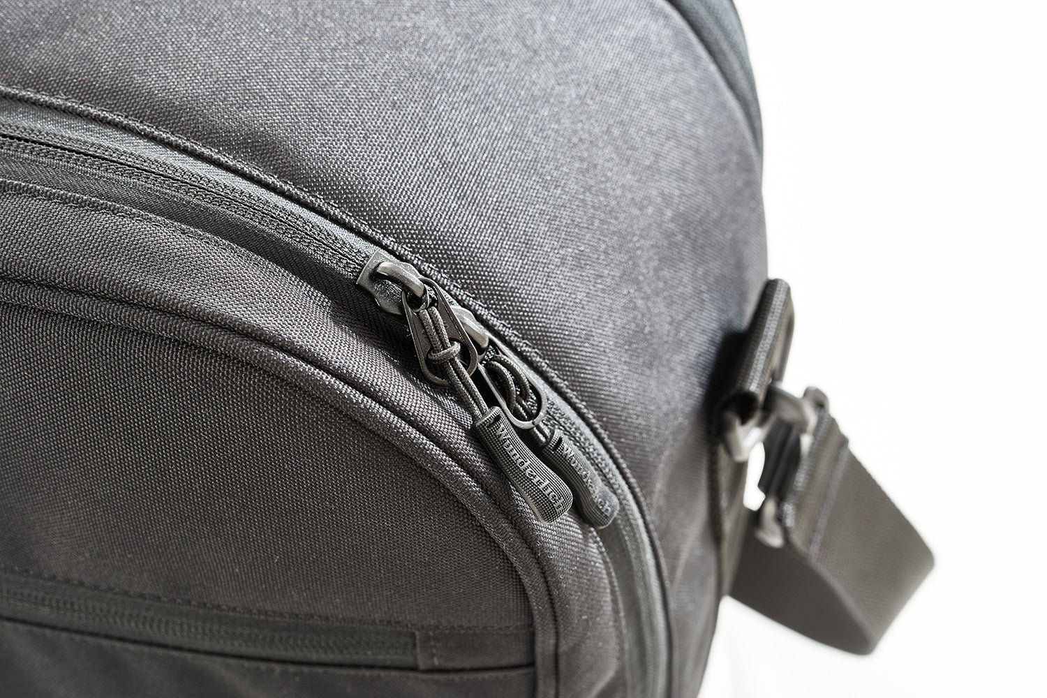 Our robust black CORDURA® inner pockets for top cases are perfectly crafted and leave nothing to be desired