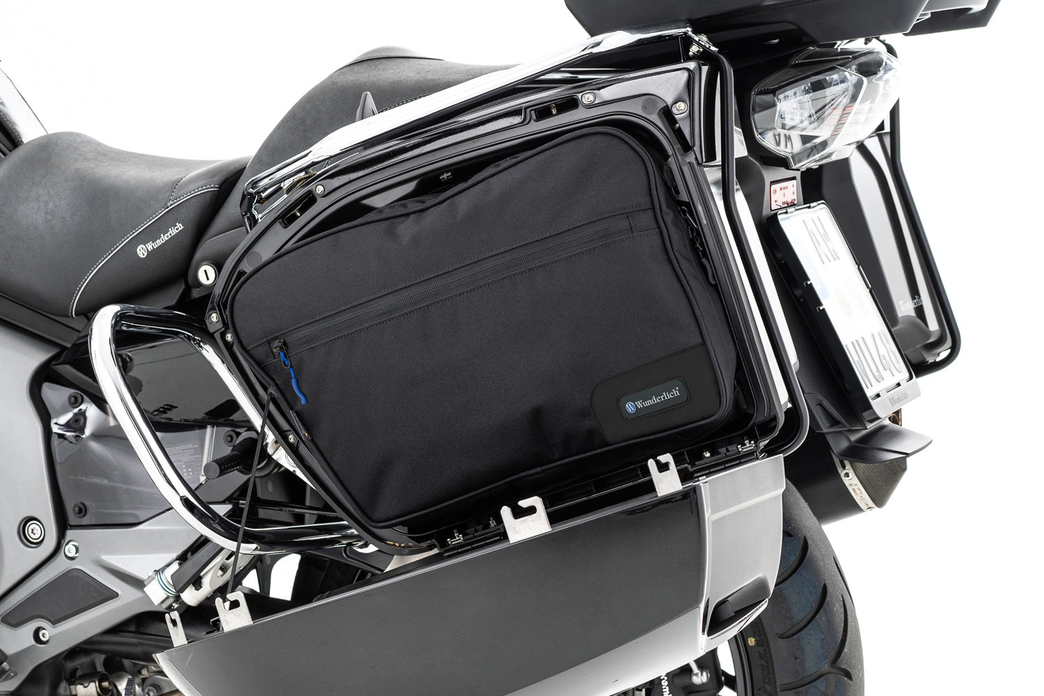 Our robust black  inner  pockets for cases are perfectly crafted and leave nothing to be desired