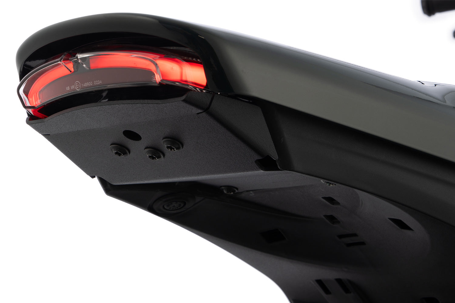 Wunderlich Rear Closure without License Plate Holder R 12 nineT - complete your BMW ✔ Premium components ✔ Integrated design ➜ Order now