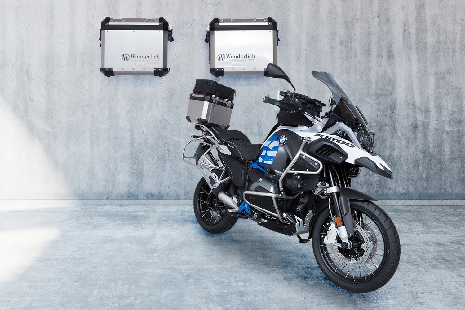 Wunderlich luggage wall bracket system