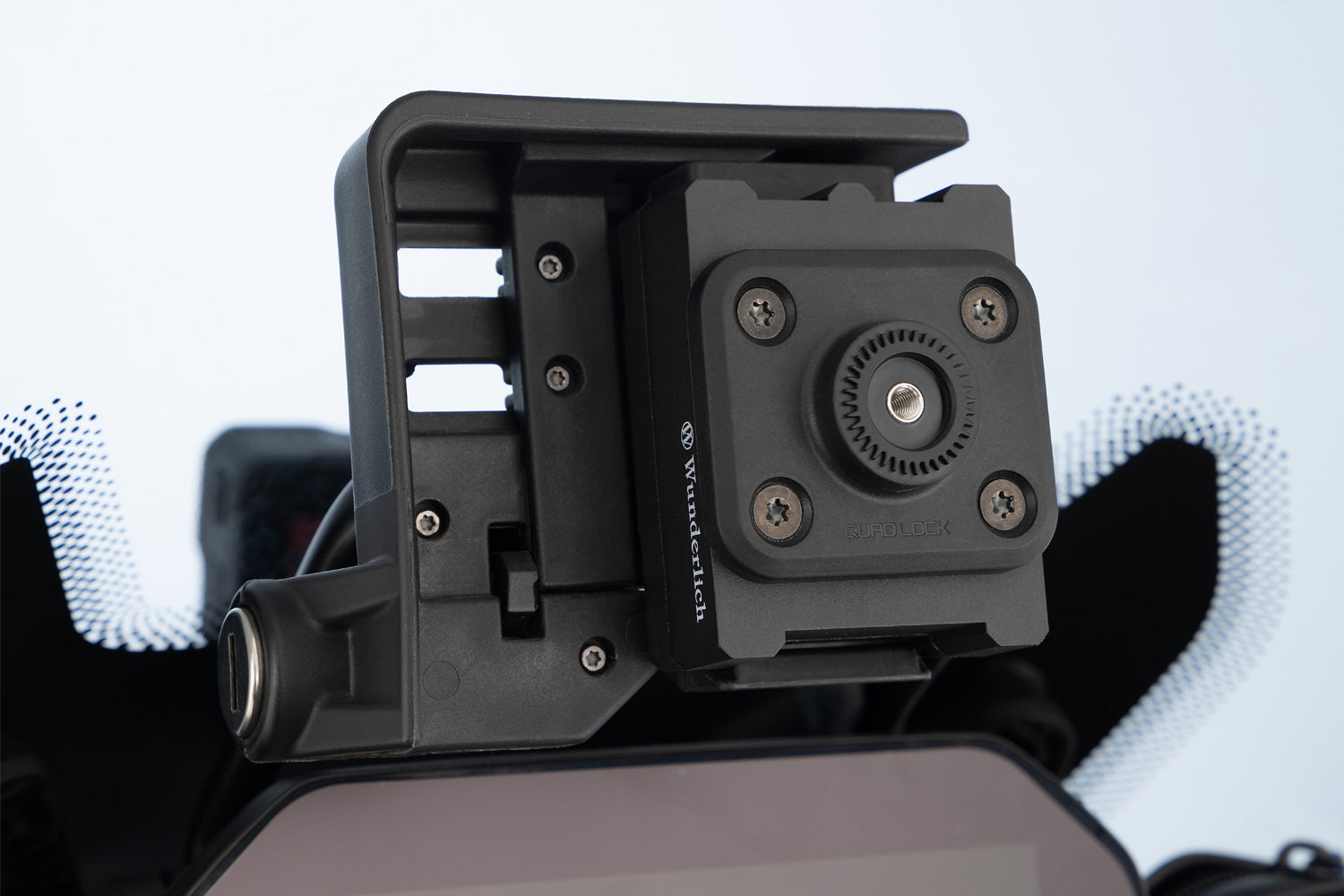 Wunderlich USB Charging Box with Quad Lock Adapter - complete your BMW ✔ Premium components ✔ Integrated design ➜ Order now