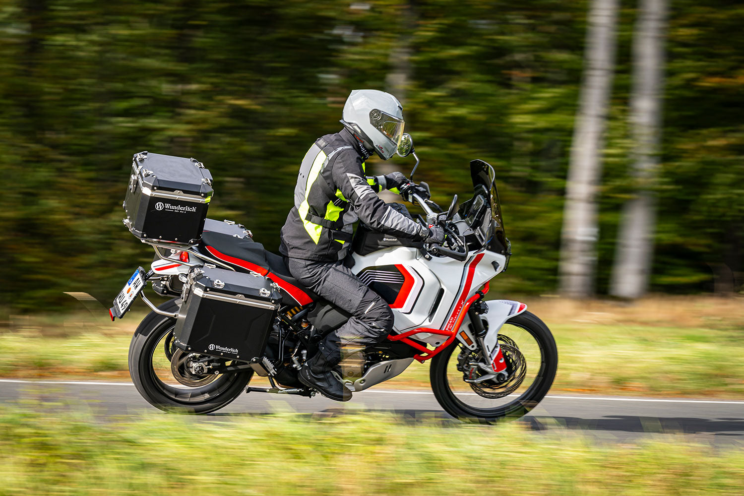 Wunderlich Removable headlight protection "CLEAR" - Passion. Unlimited. ✔ Premium components ✔ Integrated design ➜ Order now