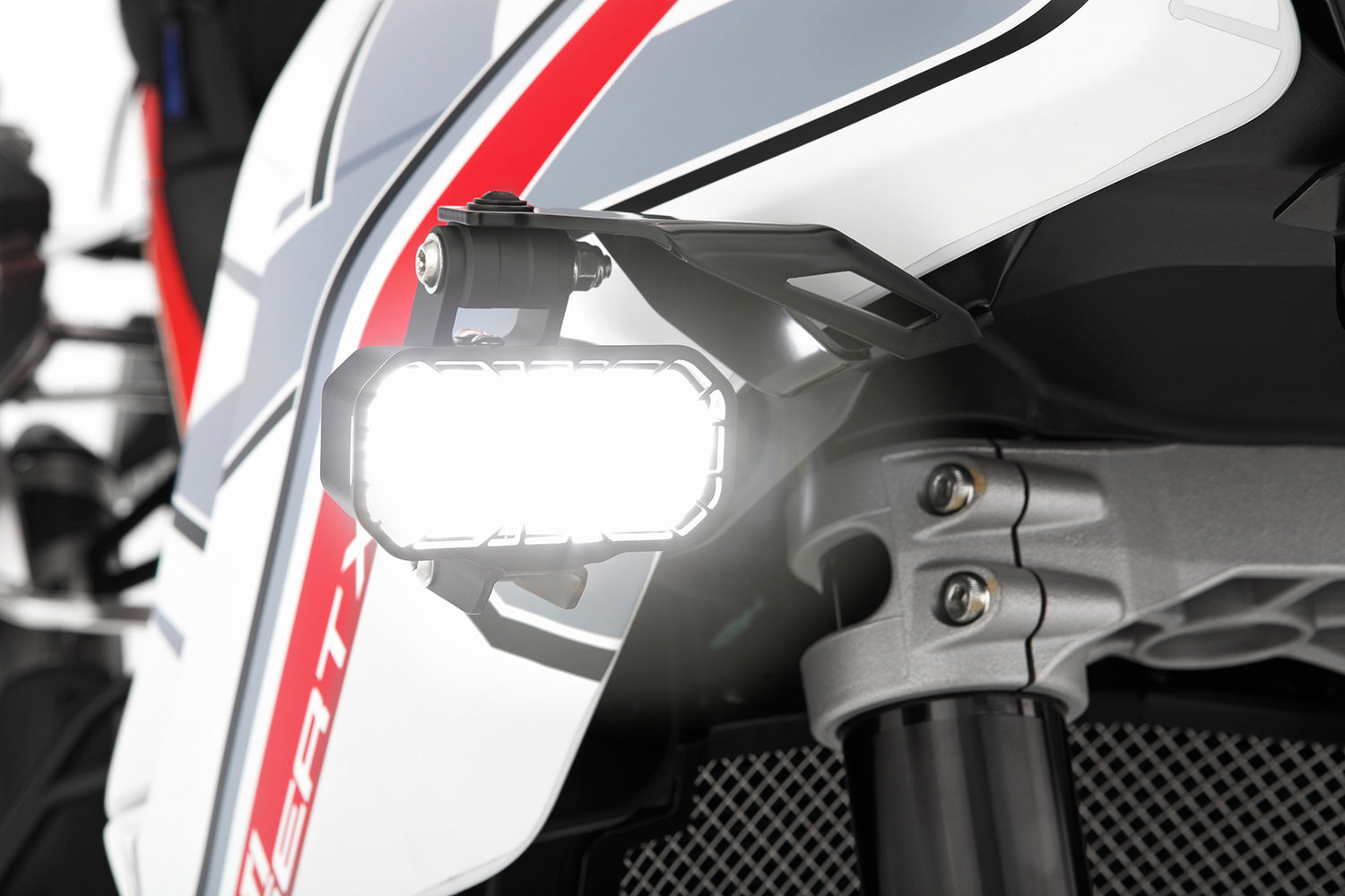 Wunderlich LED Auxillary headlight MICROFLOOTER 3.0 - Passion. Unlimited. ✔ Premium components ✔ Integrated design