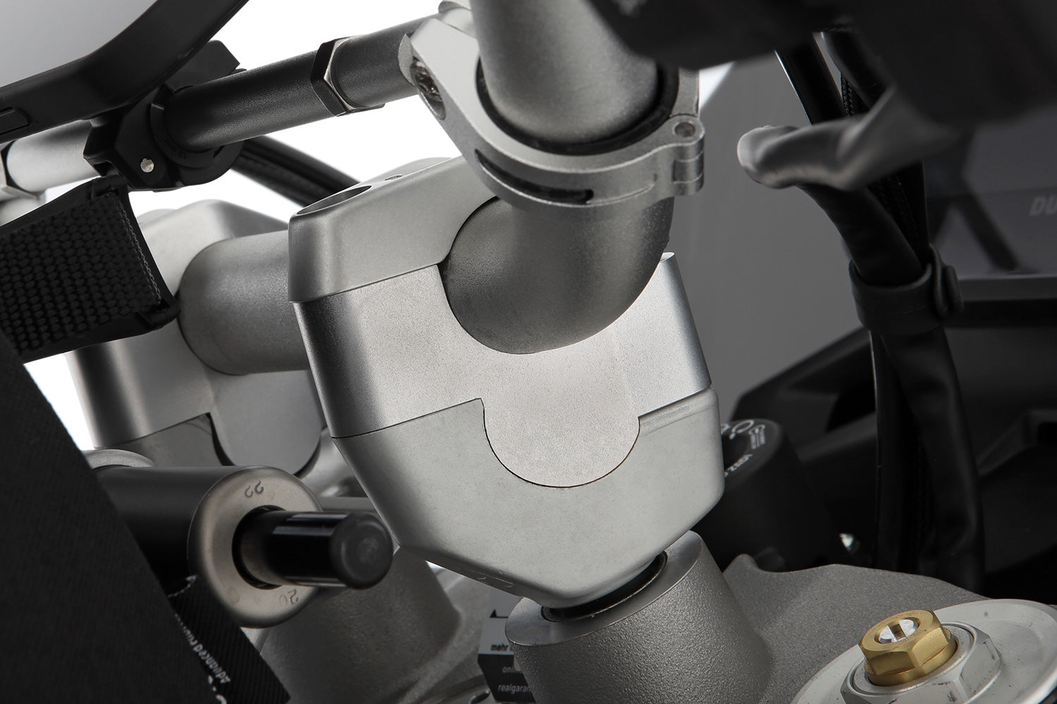 Wunderlich handlebar riser ERGO - Passion. Unlimited. ✔ Premium components ✔ Integrated design ➜ Order now