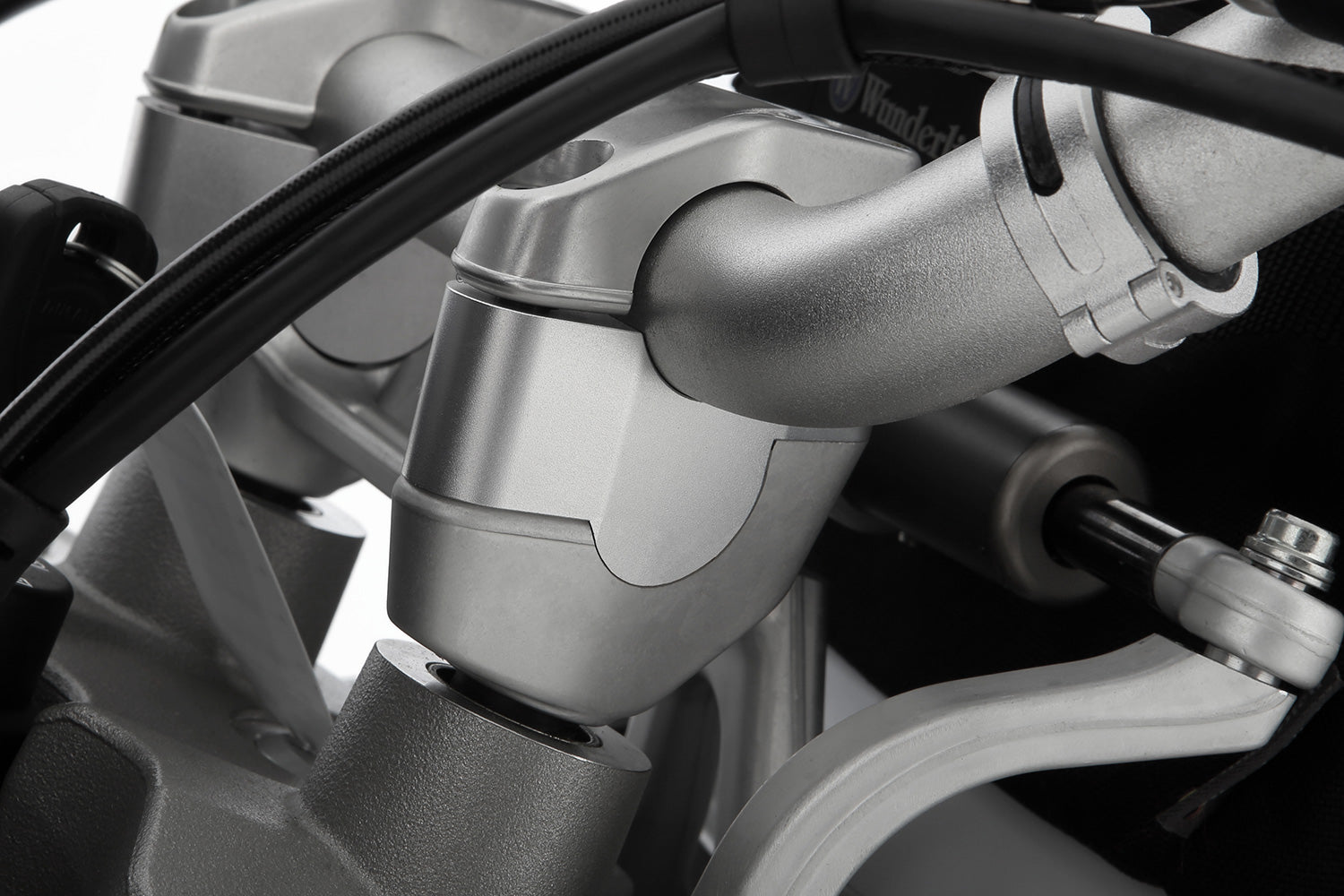 Wunderlich handlebar riser ERGO - Passion. Unlimited. ✔ Premium components ✔ Integrated design ➜ Order now