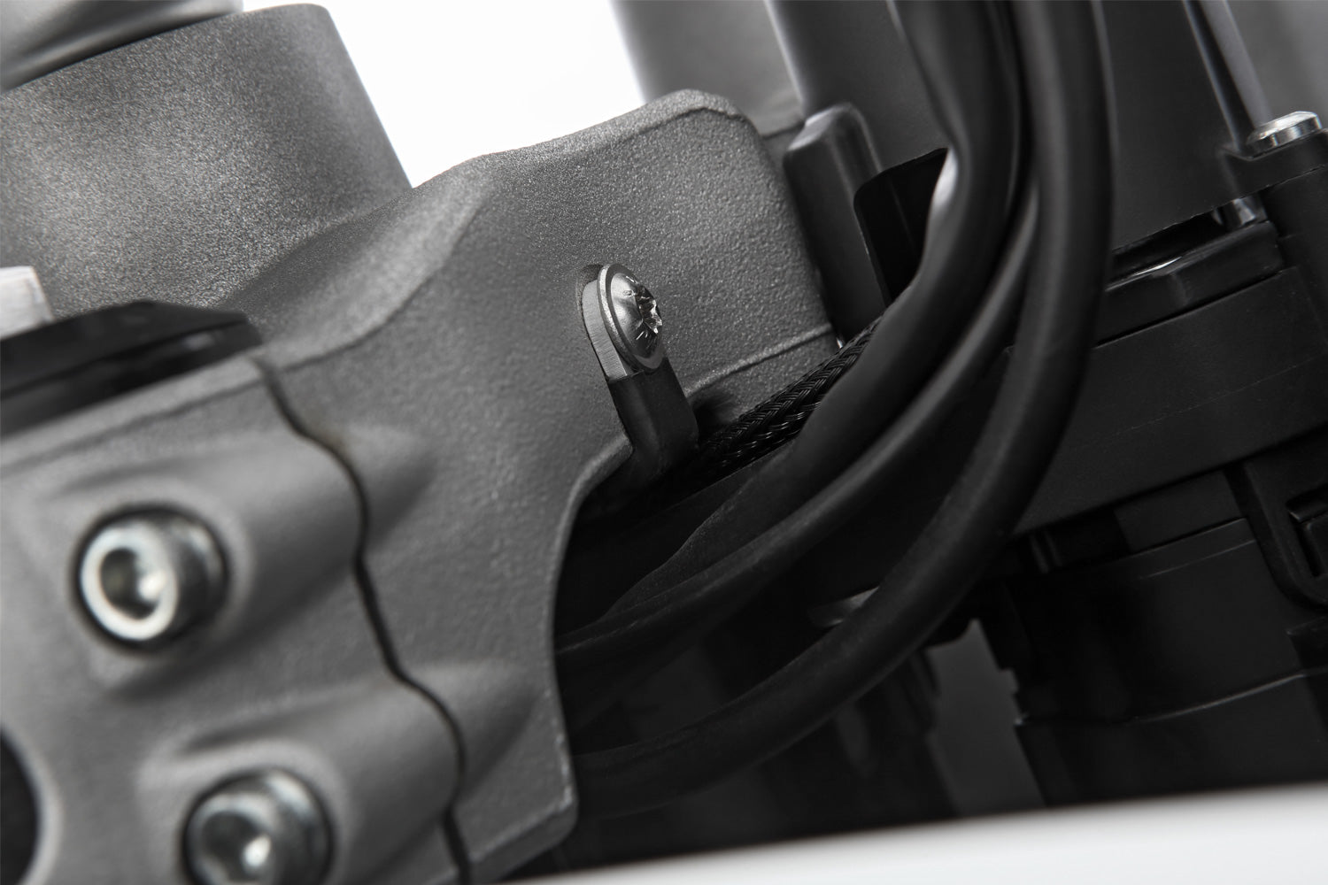 Wunderlich handlebar riser ERGO - Passion. Unlimited. ✔ Premium components ✔ Integrated design ➜ Order now