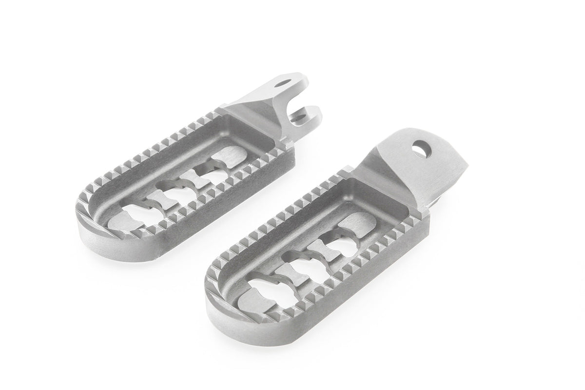 Produced from high-strength aluminium, the footrests are designed to handle even the heaviest loads