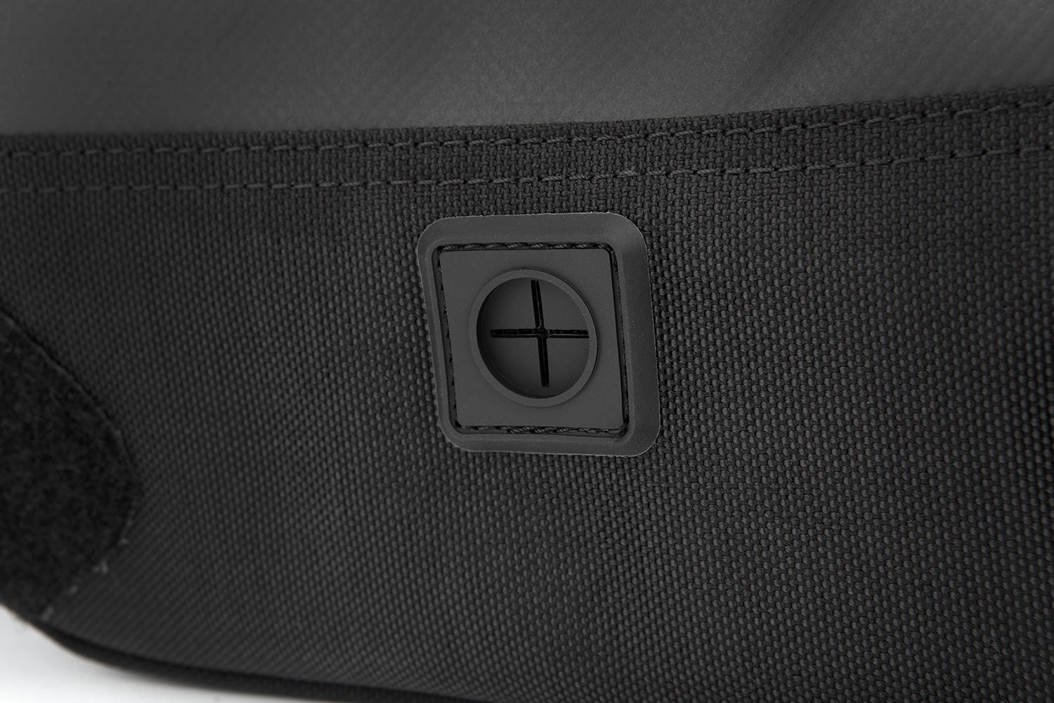 Wunderlich Handlebar bag BARBAG MEDIA waterproof - complete your BMW ✔ Premium components ✔ Integrated design ➜ Order now