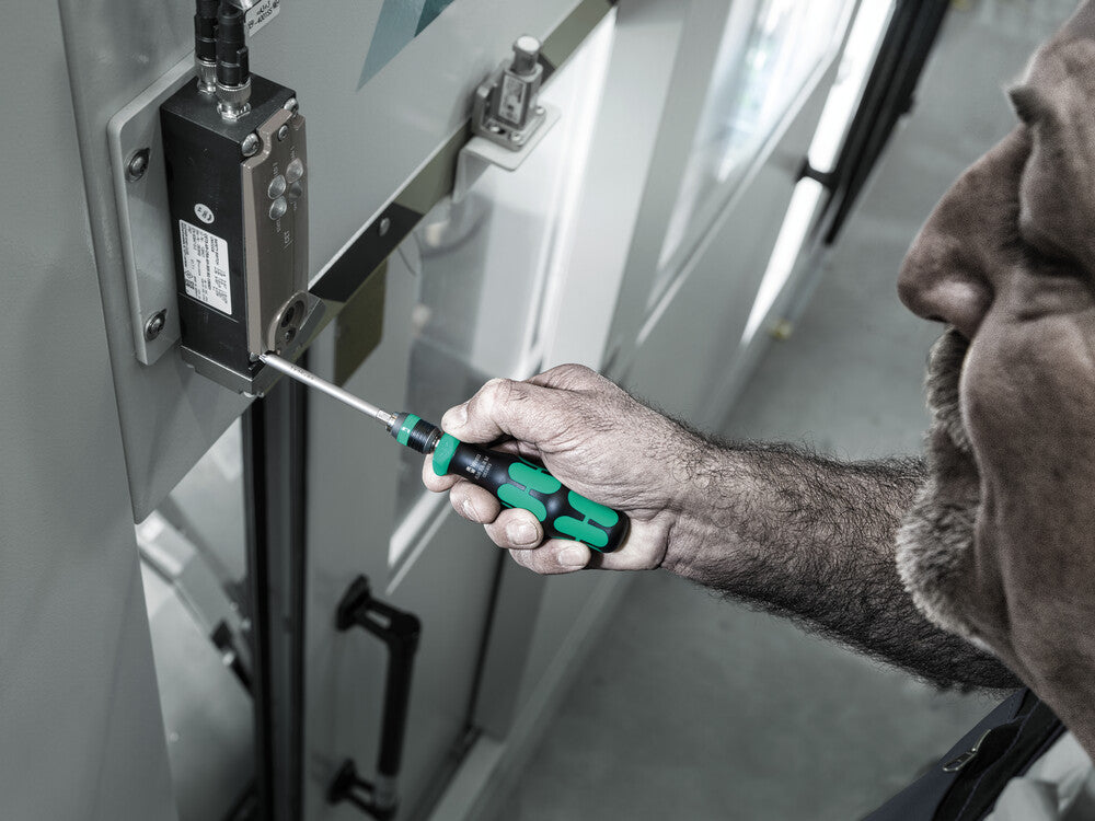 Wera Tools - 838 RA-R M Bitholding screwdriver with ratchet functionality, 1/4"
