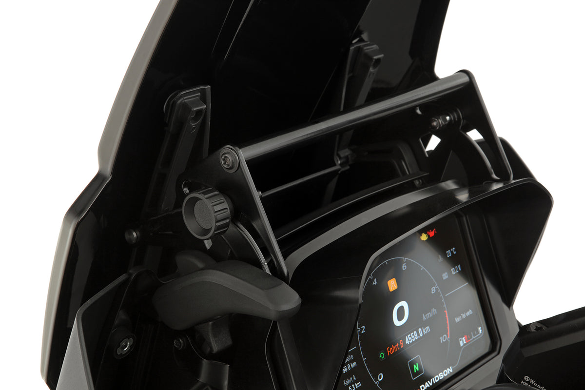 Ergonomic positioning of the smartphone or navigation device - Compatible with almost all common mounting systems