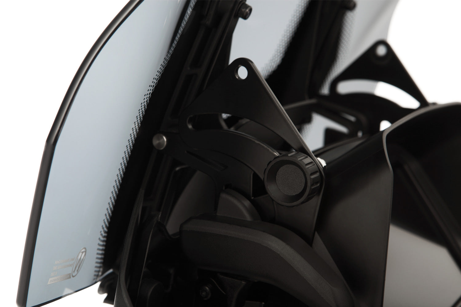 The windshield reinforcement on both sides stabilises the windshield and thus reduces turbulences caused by the airflow at high speeds