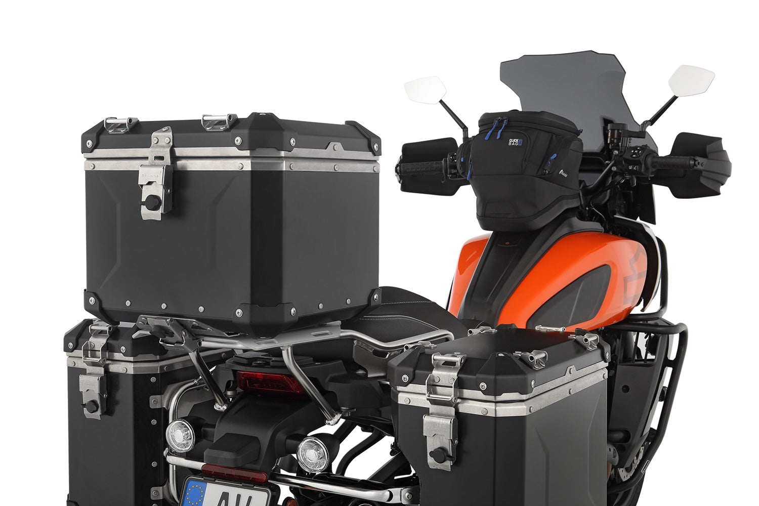 Sturdy, light and stylish aluminium cases add truly special comfort to every rider on any tour.