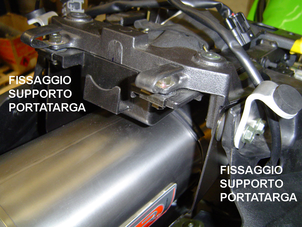 GPR-Exhaust---Deeptone-Inox-Slip-on-for-Zx-6R-from-2005-to-2006-dB-Killer-Link-Pipe