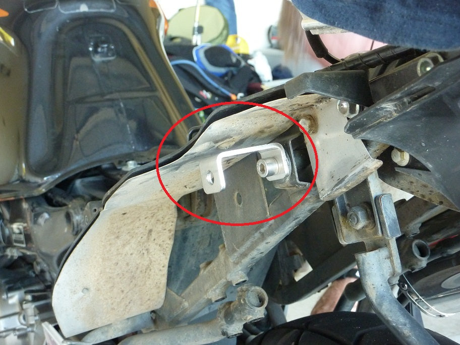 GPR-Exhaust---Trioval-Double-Slip-on-for-Varadero-1000-from-1999-to-2011-dB-Killer-Link-Pipes