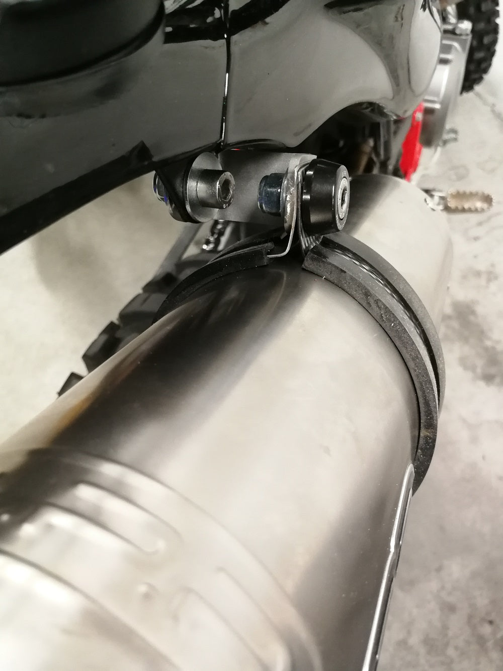GPR-Exhaust---Furore-Nero-RACING-Slip-on-for-ALP-4-from-2018-to-2020-Link-Pipe