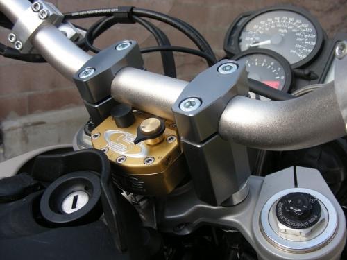 Scotts - BMW 2013 F700 GS - Steering Stabilizer Kit - Sub-mount (DM-SUB-6504-27 & DS-SUB-6504-27)